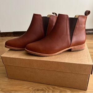 NIB Nisolo Everyday Chelsea Boot, size 9.5
